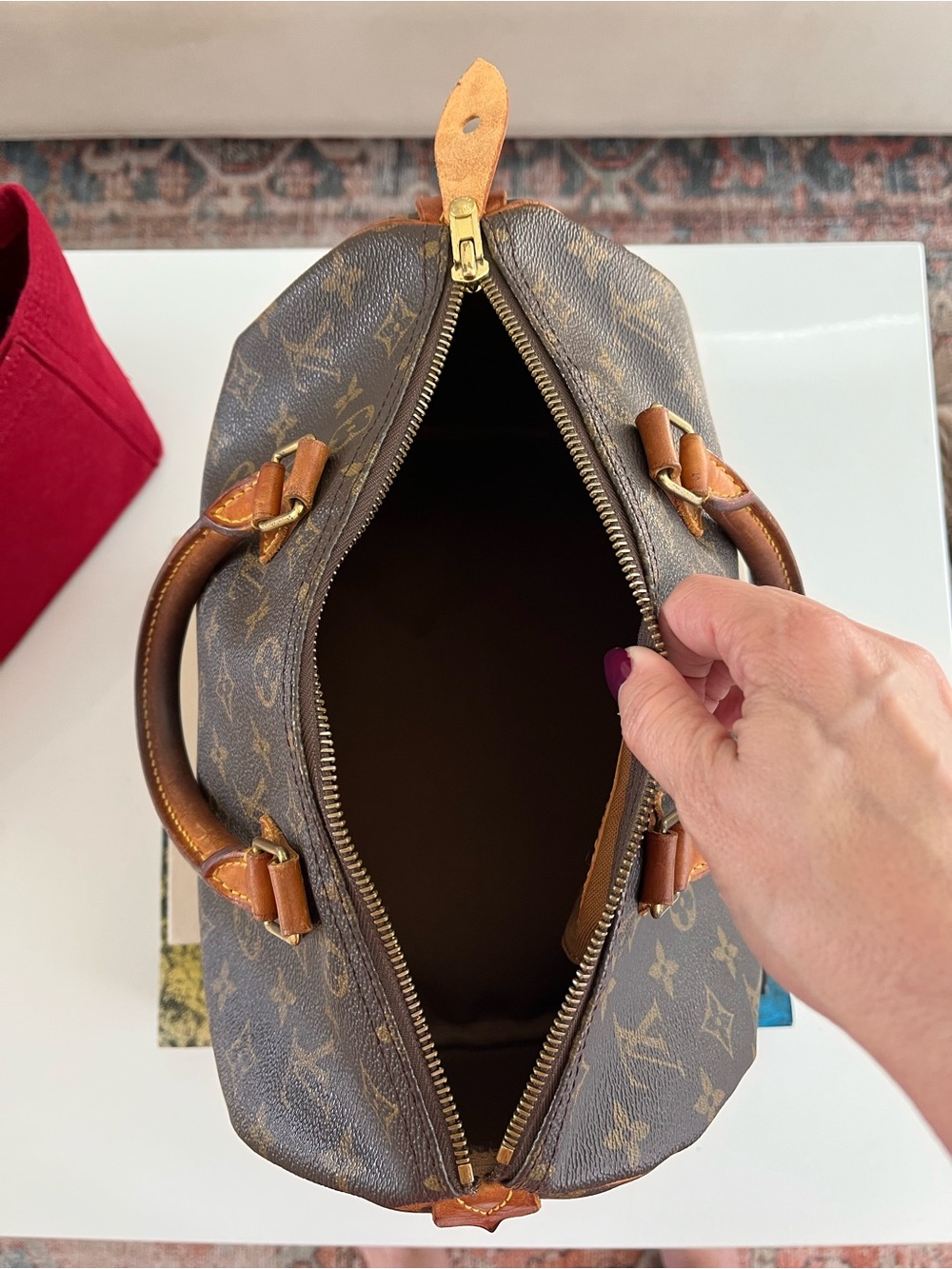 Louis Vuitton Speedy 30 Monogram Handbag - Picture 4 of 12